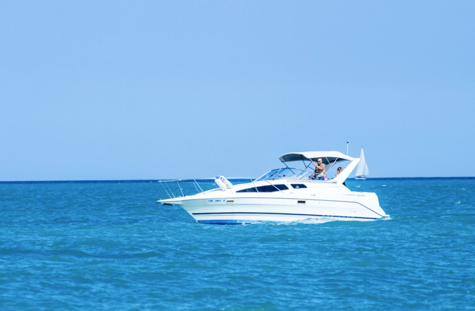 About CanadaBoatSafety.com boating education
